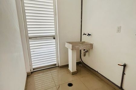 CASA EN VENTA DENTRO DE CLUSTER CON ALBERCA