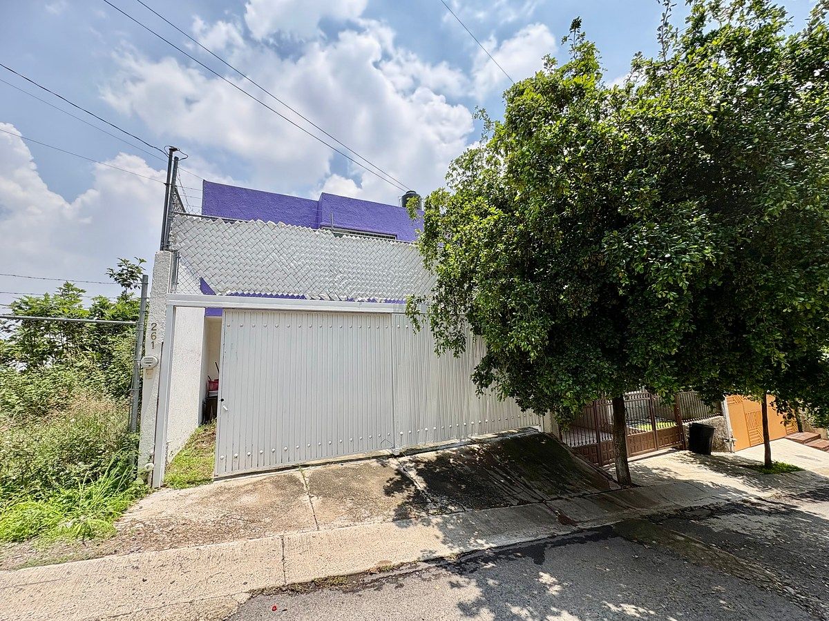House in Residencial El Tapatío, Tlaquepaque, photo 3 of 25