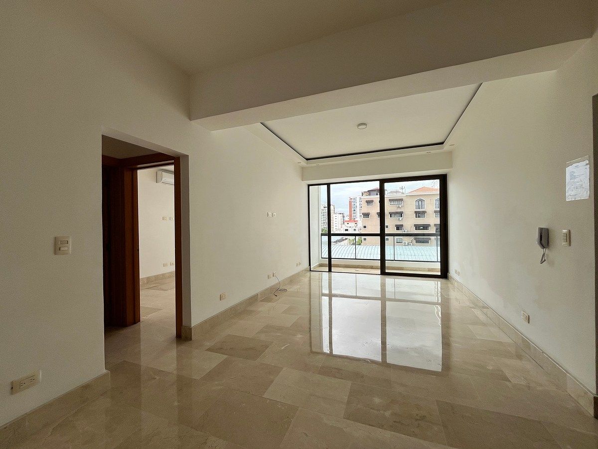 Apartamento en alquiler en Piantini, foto 1 de 15