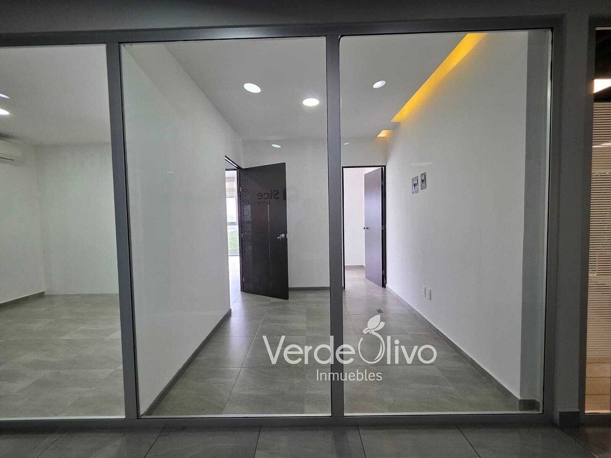 Oficina en Juriquilla, Querétaro, foto 9 de 17