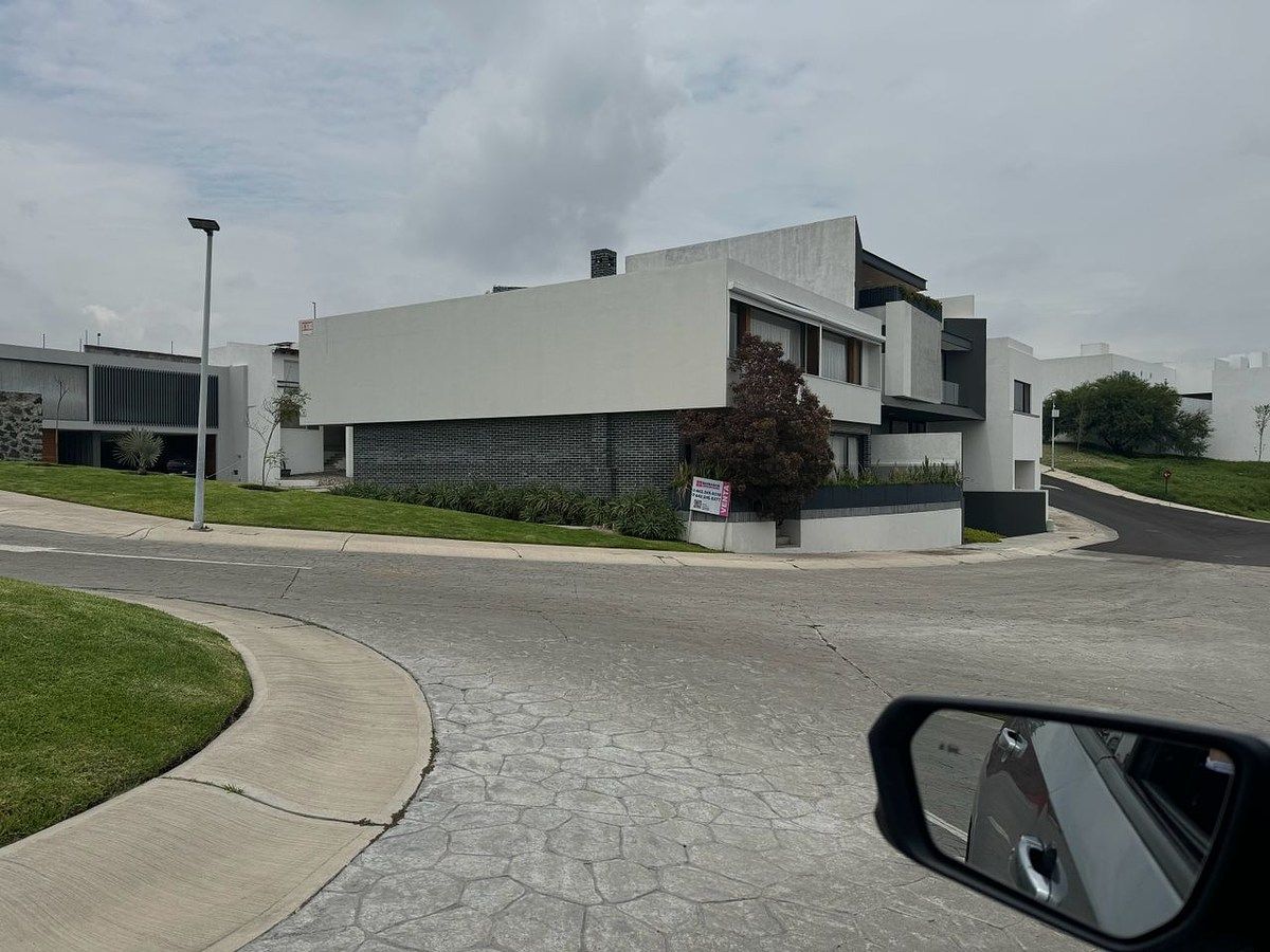 House in Gated Community in Misión San Jerónimo, Querétaro, photo 12 of 17