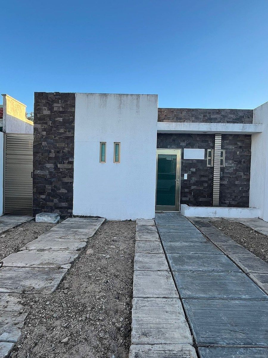 Casa en Venta adaptada para oficinas, en Fracc. Las Américas, photo 1 of 8