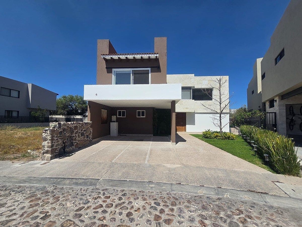 🏡✨ ¡ESPECTACULAR CASA EN VENTA EN LA PRIMAVERA! ✨🏡, foto 1 de 41