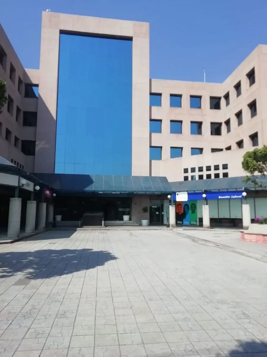 Excellent location Av. Zaragoza and Technological., photo 1 of 5