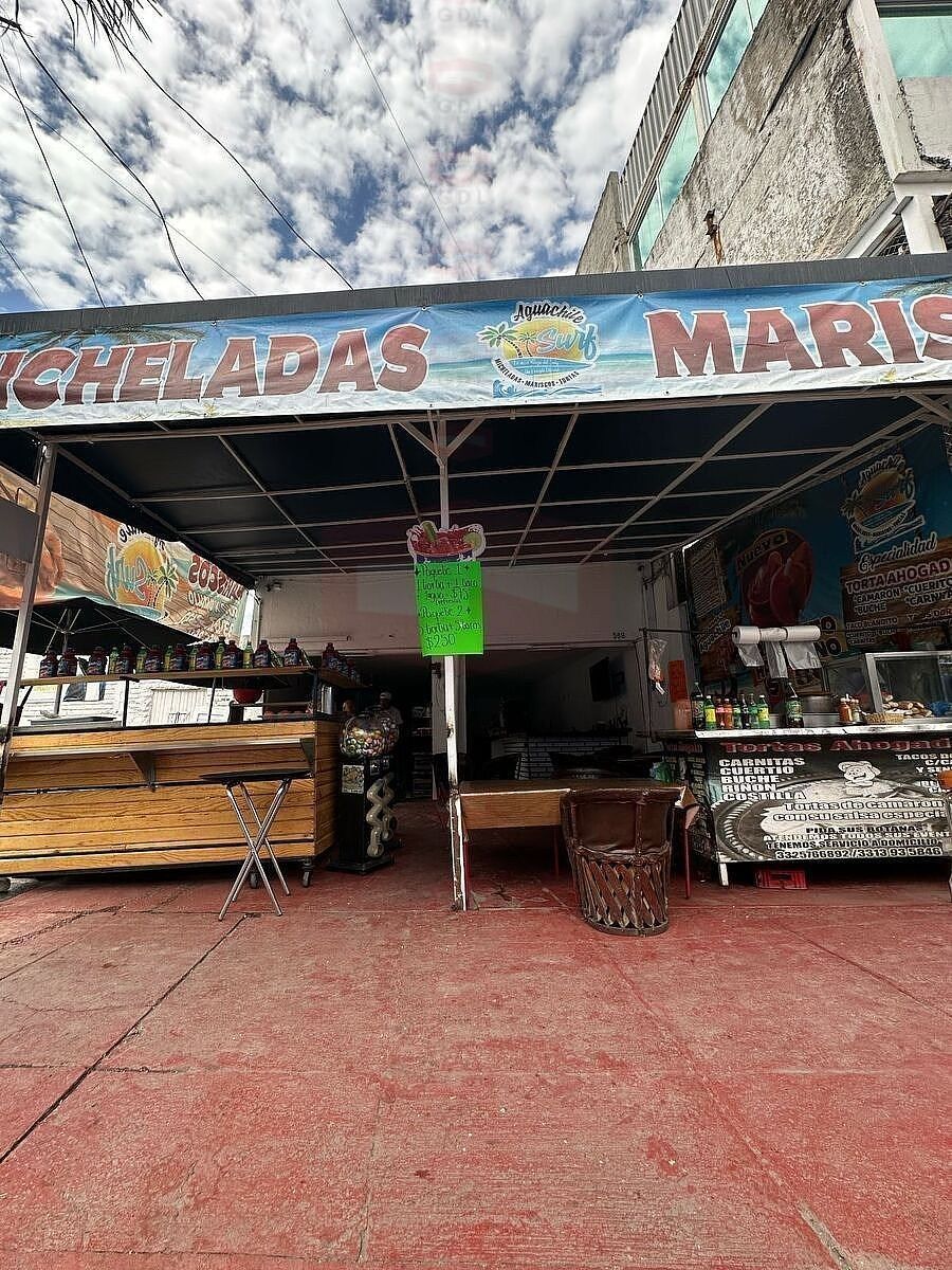 MALECÓN LOCAL COMERCIAL EN VENTA, foto 1 de 12
