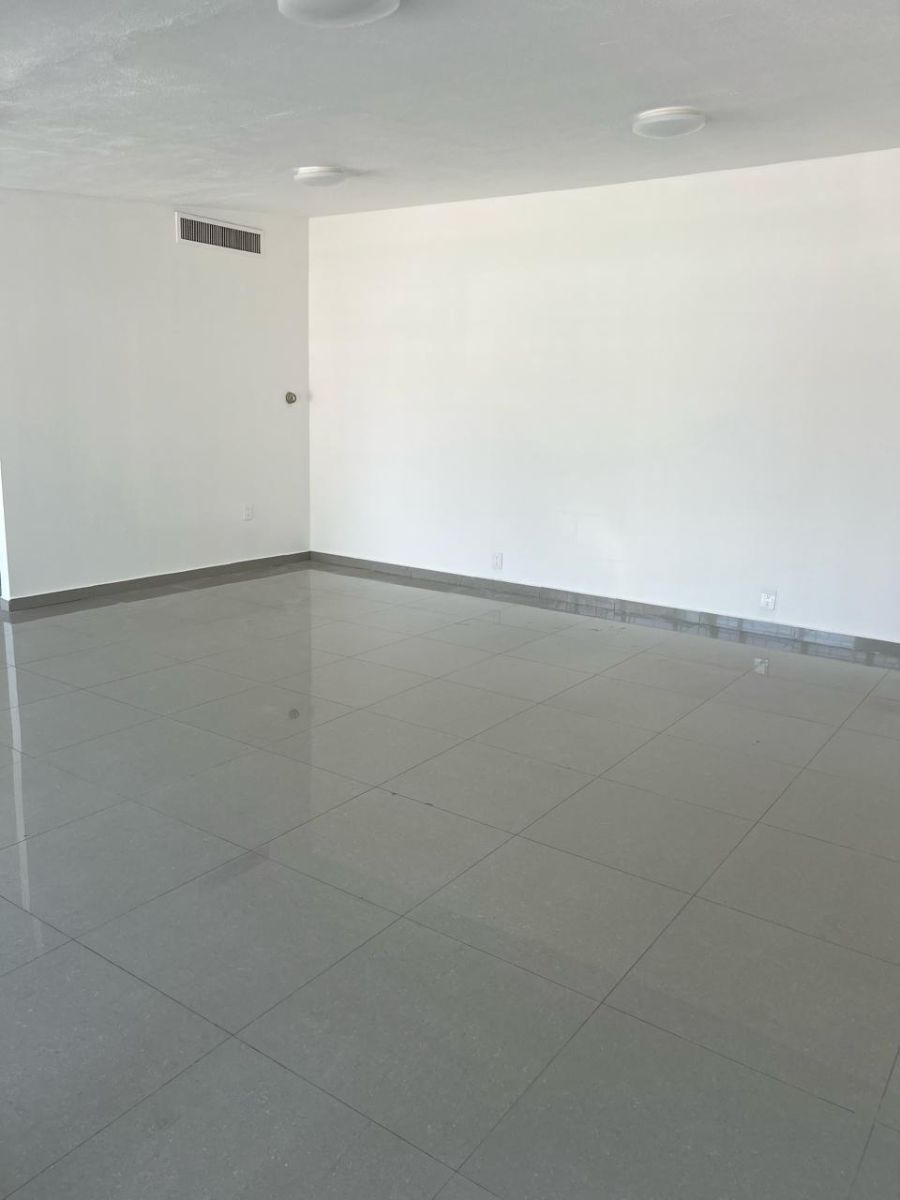 Local em Residencial Victoria, Zapopan, foto 3 de 6