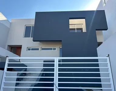 Oportunidad casa en 6a. Sección de Lomas Verdes, foto 1 de 9