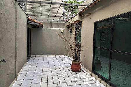 Casa Comercial en Renta | Excelente Ubicación Cerca de la UNIVA
