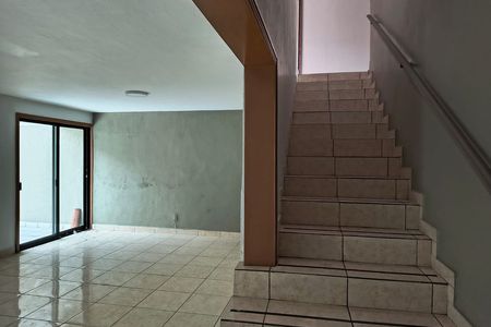 Casa Comercial en Renta | Excelente Ubicación Cerca de la UNIVA