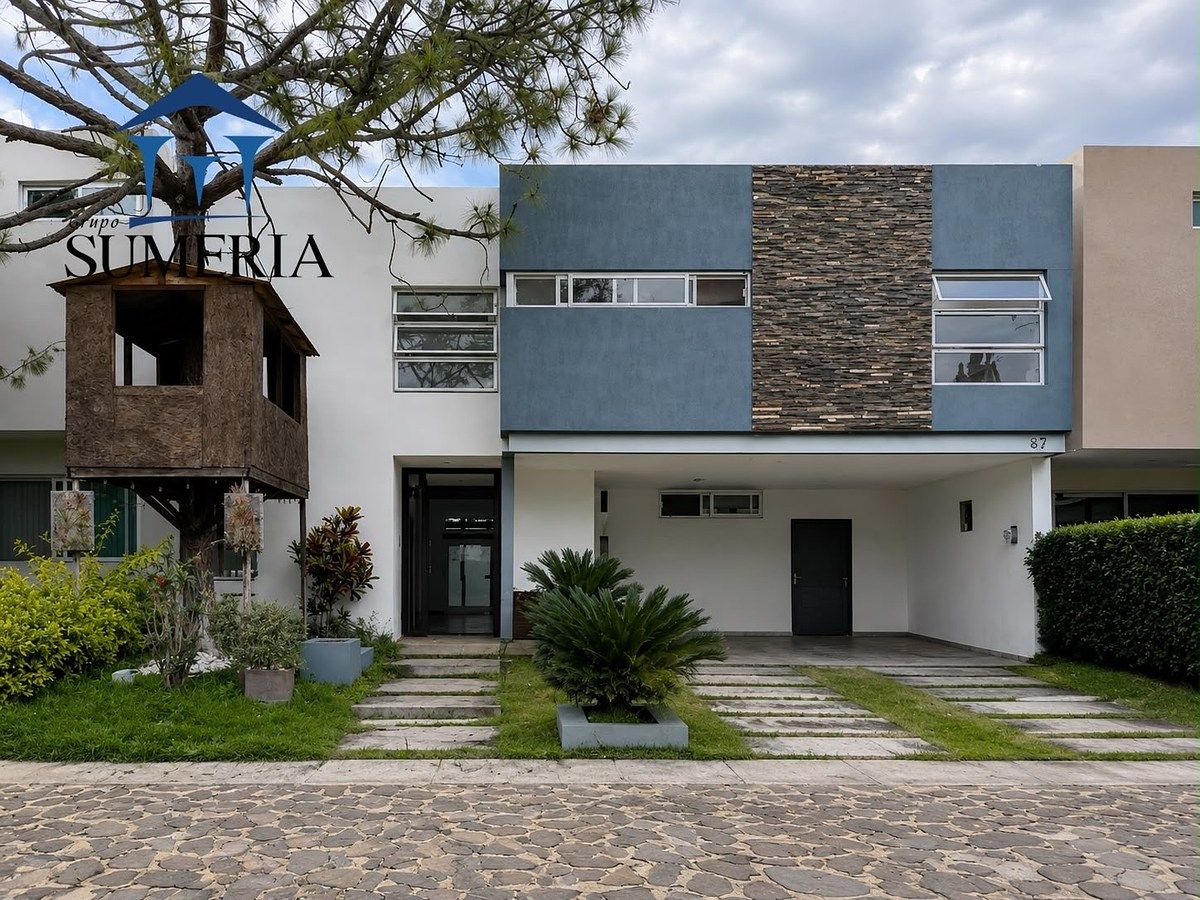 Residencia en zona real, foto 1 de 9