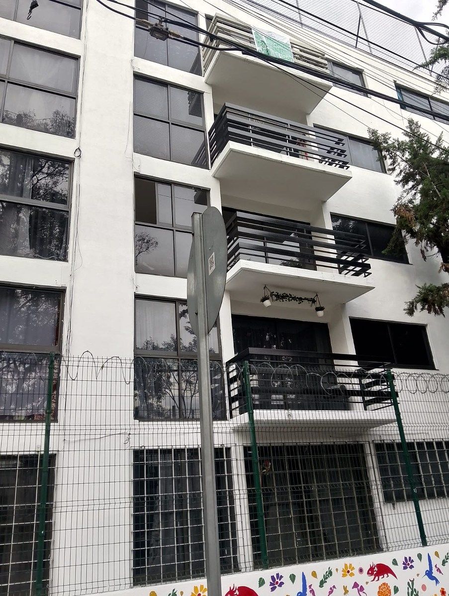 Venta de departamento en la colonia Educación, foto 1 de 6
