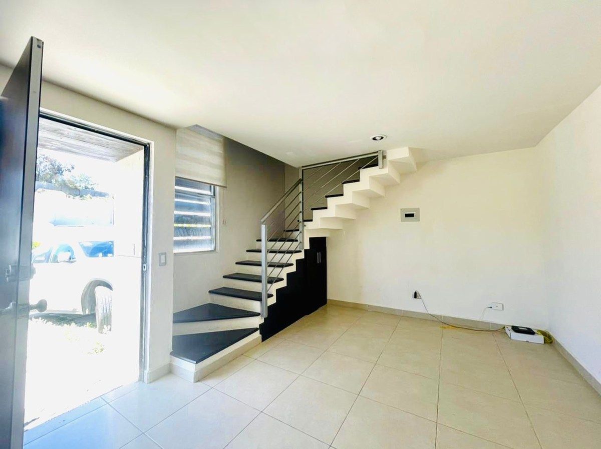 Casa en Bonaterra, Tijuana, foto 3 de 15