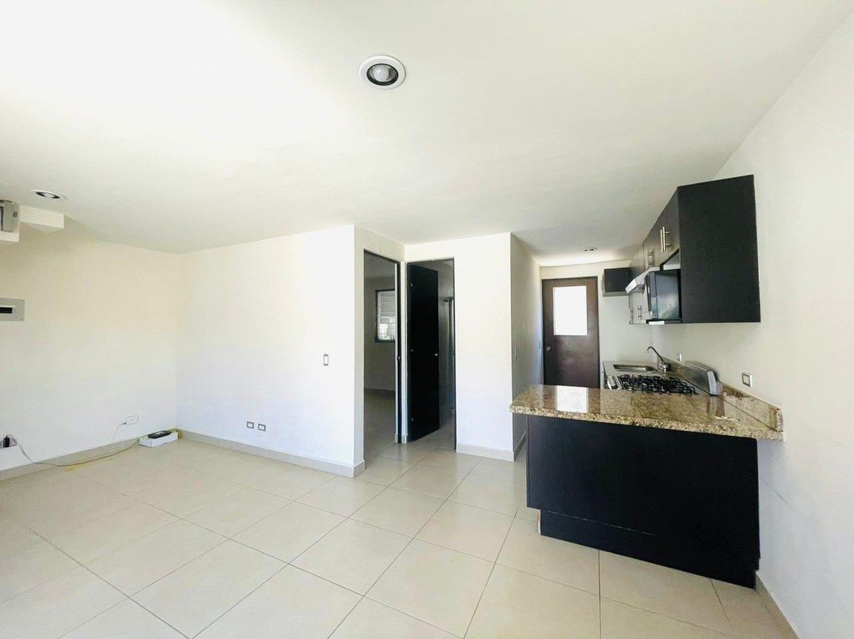 Casa en Bonaterra, Tijuana, foto 4 de 15