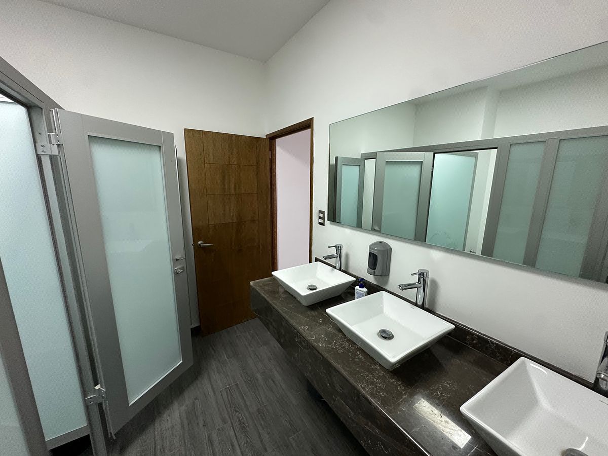 Sala Comercial em Desarrollo del Pedregal, San Luis Potosí, foto 13 de 25