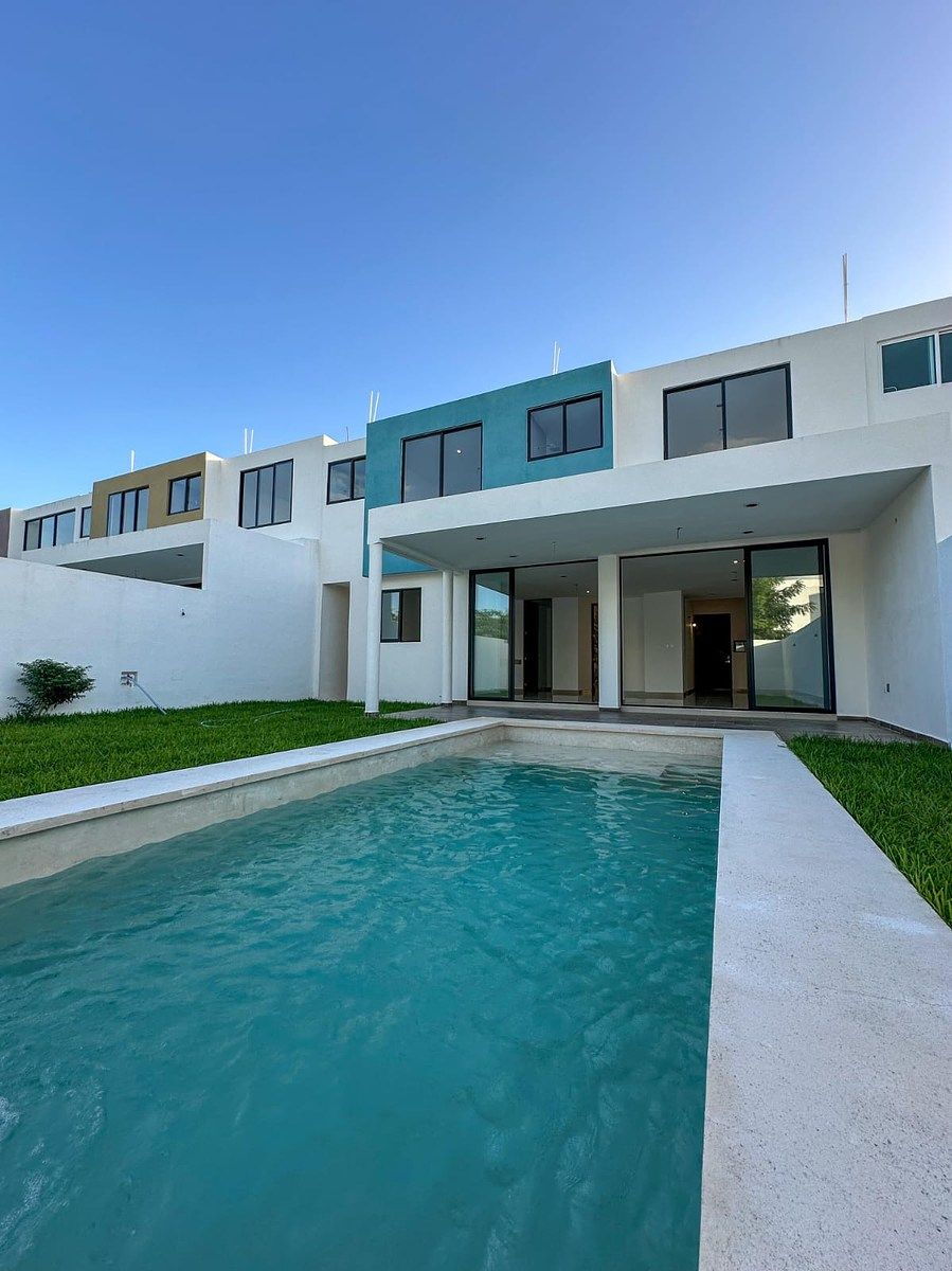 CASA EN VENTA EN RESIDENCIAL EN CONKAL, foto 1 de 13
