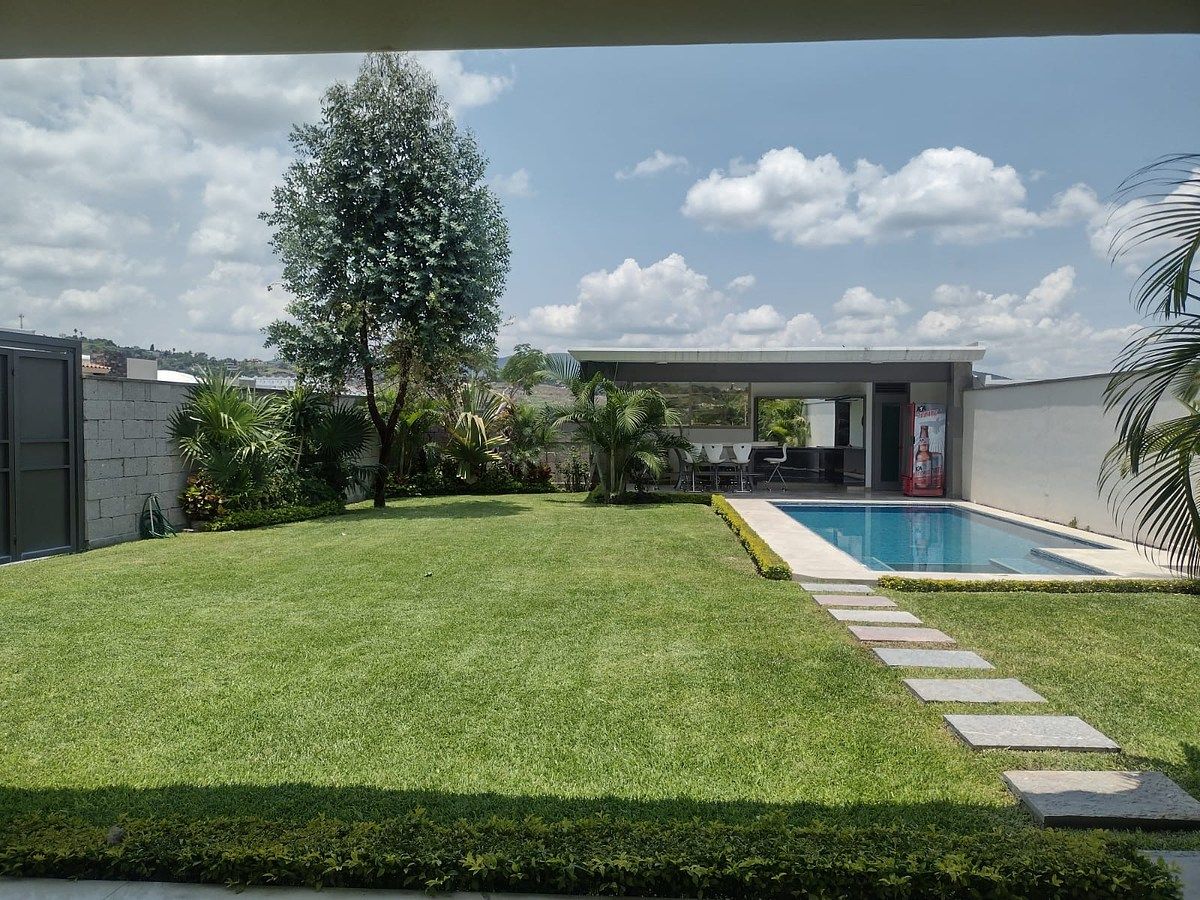 CASA EN VENTA EN RESIDENCIAL LAS HACIENDAS EN XOCHITEPEC - foto 2