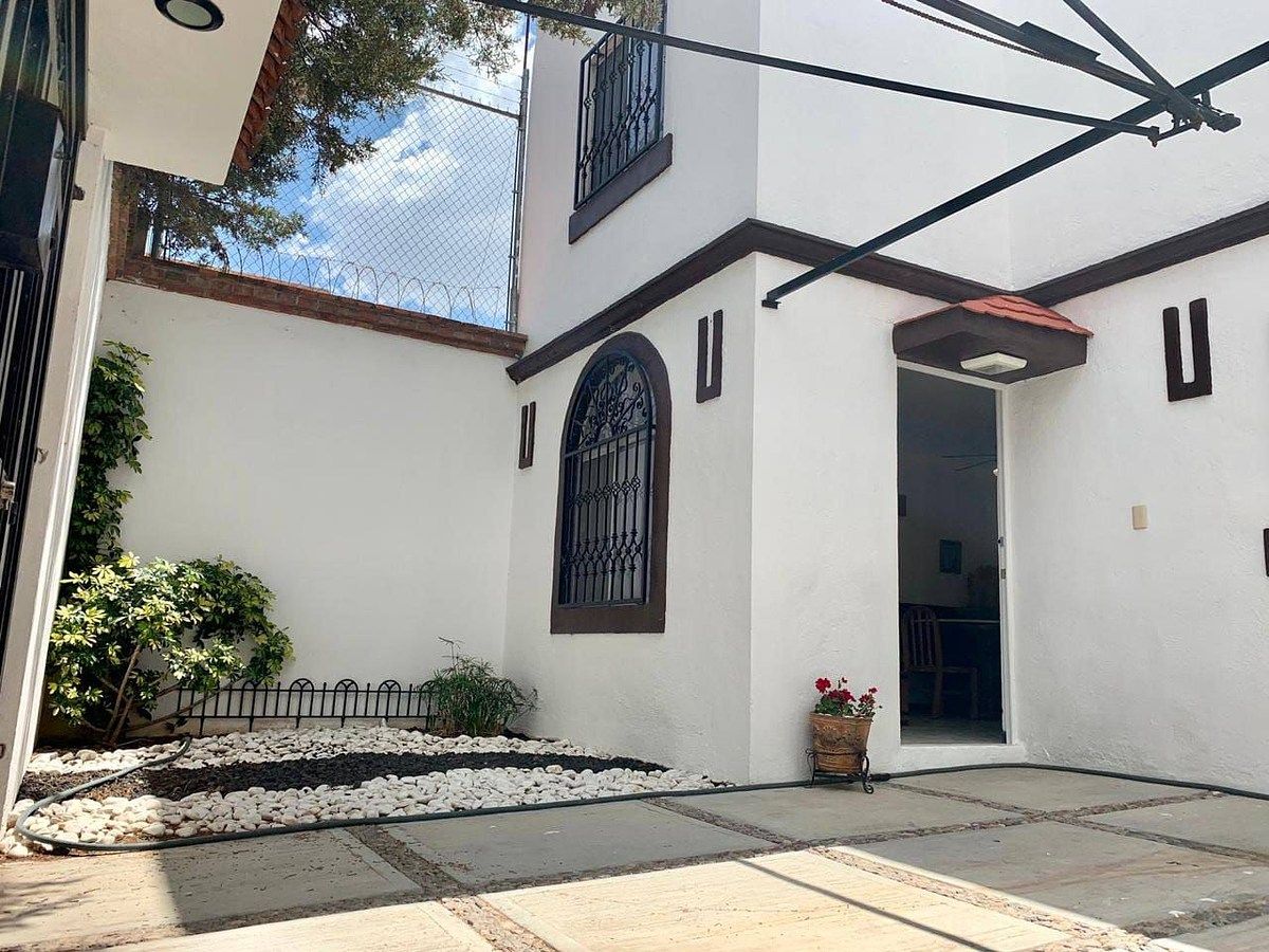 SE VENDE CASA EN PASEOS DE AGUASCALIENTES - NORTE DE AGS, photo 1 of 25