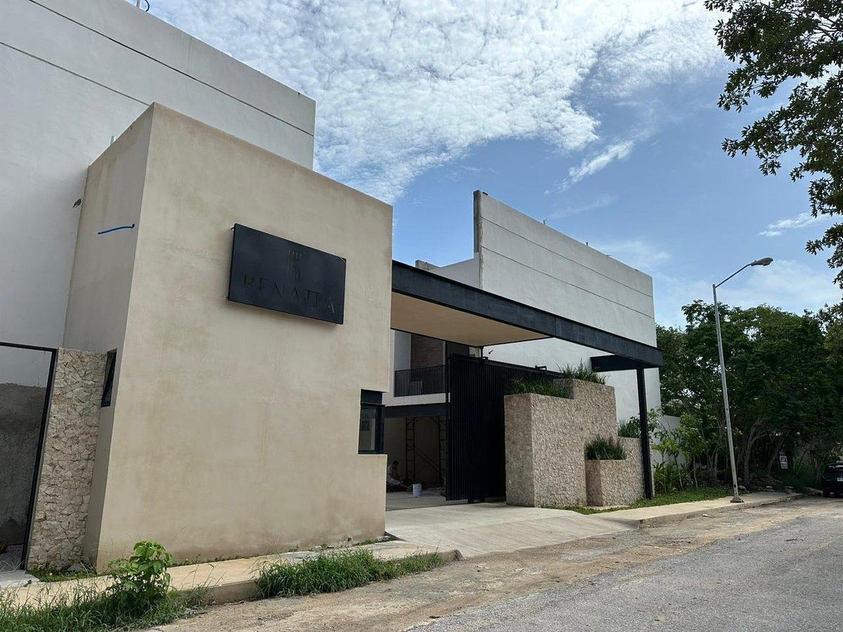 Villa en Renta | 2 Recámaras | Temozón Norte | 3 Niveles | Incluye Mantenimiento, foto 1 de 9
