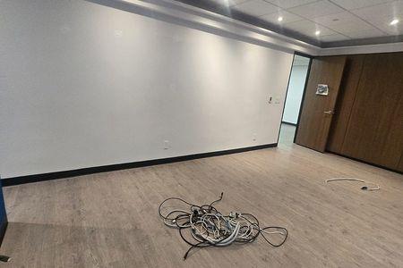Oficina de 363m2 bosques de ciruelos