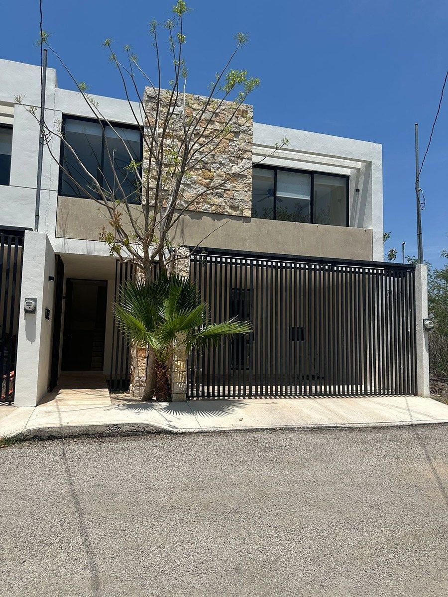 Casa en Renta | 193 m2 | 3 Recámaras | Temozón Norte, foto 1 de 14