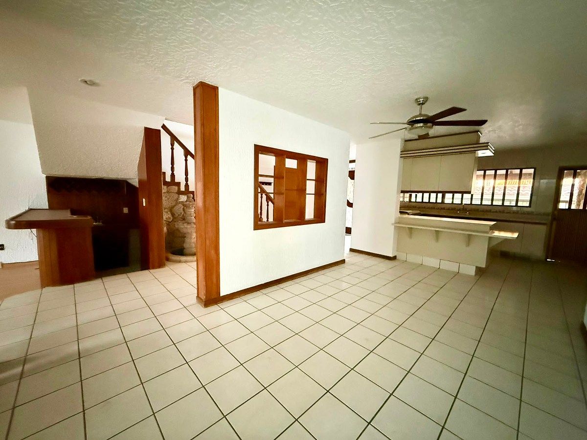Casa en condominio en Bugambilias, Zapopan, foto 3 de 19