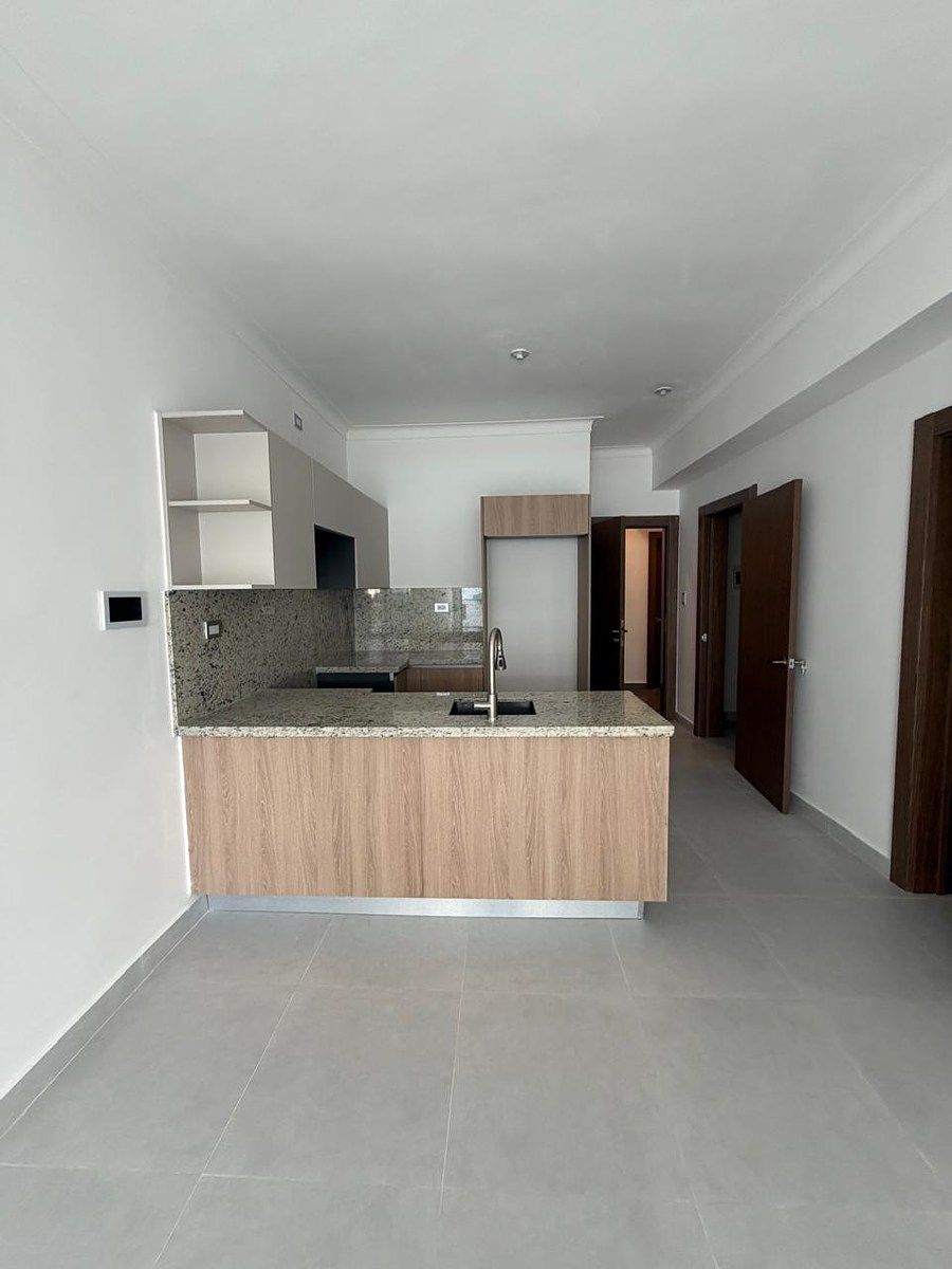 Apartamento Nuevo en Alquiler | 1 Habitación + Balcón | US$750, foto 1 de 9