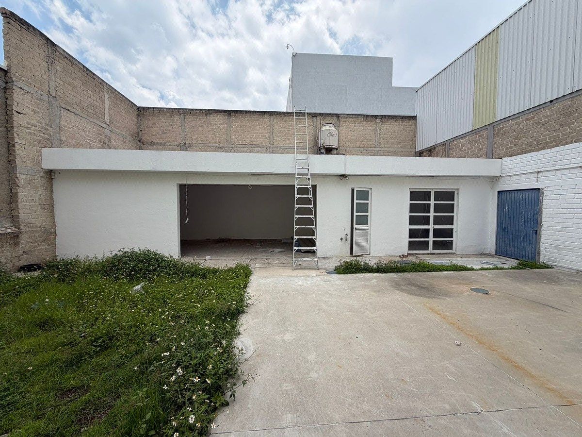 Commercial Storage Unit in Lomas de Zapopan, Zapopan, photo 12 of 16