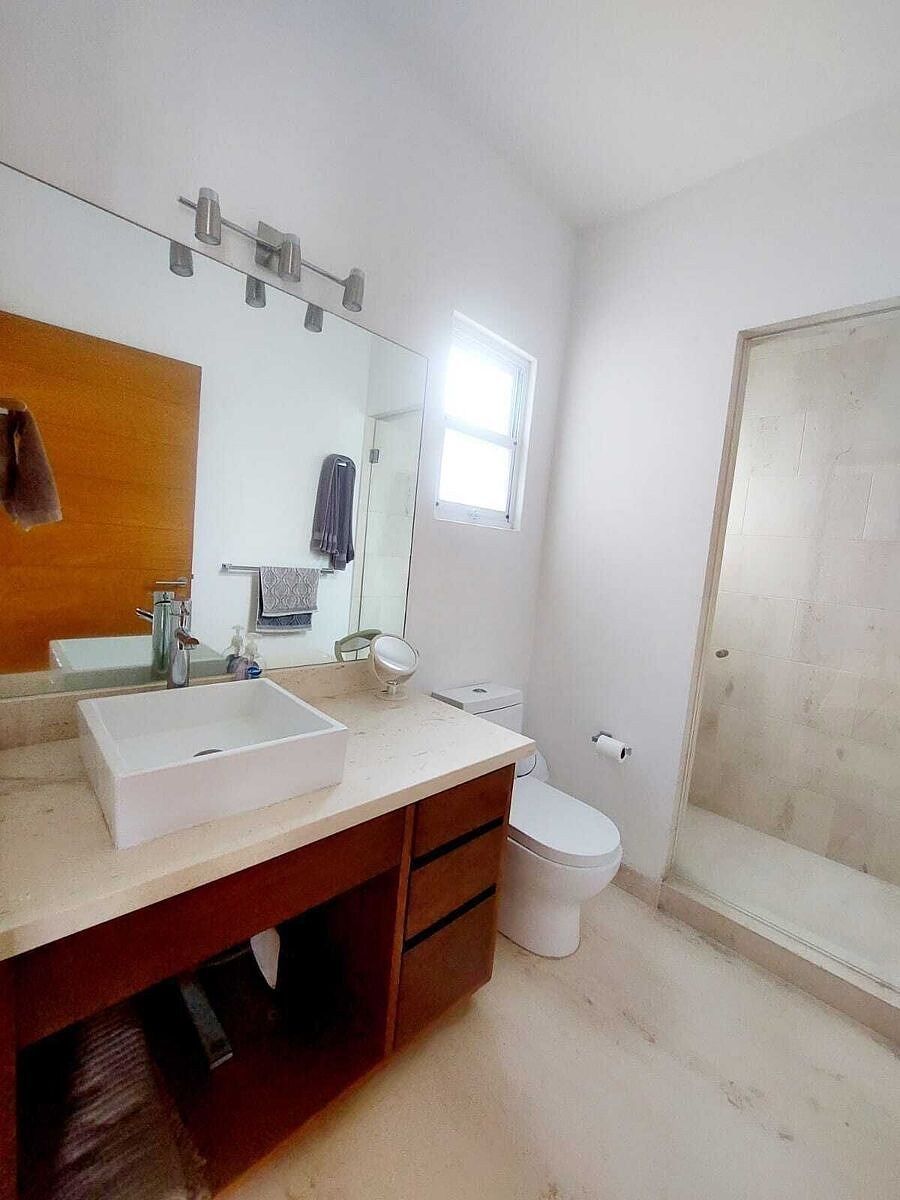 Baño completo en PB, photo 16 of 35
