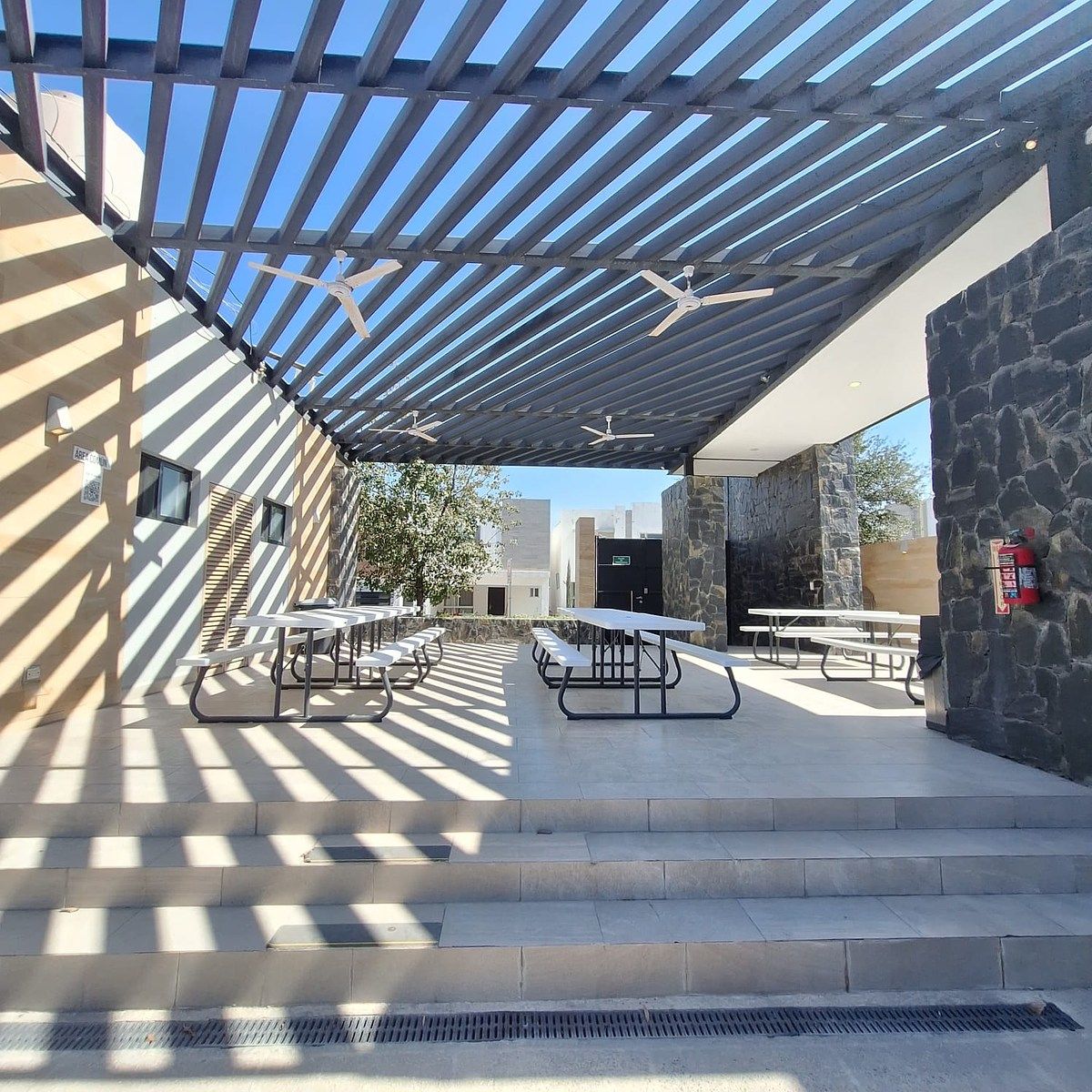 Casa en Cumbres Lux, García, foto 27 de 30