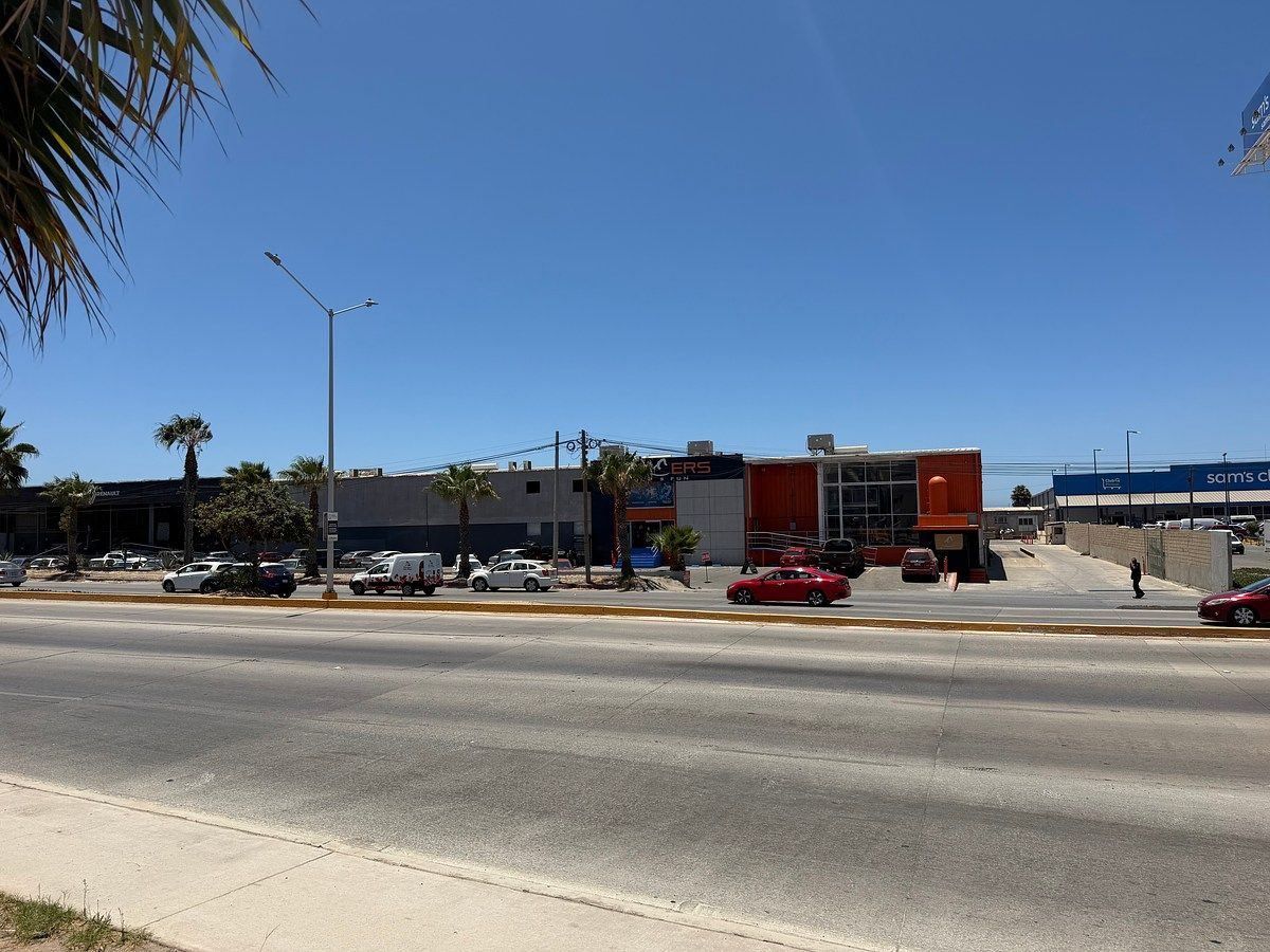 Galpão comercial em Valle Dorado, Ensenada, foto 15 de 25