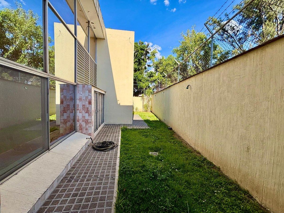 Casa con uso de suelo en Residencial Victoria, Zapopan, foto 23 de 45