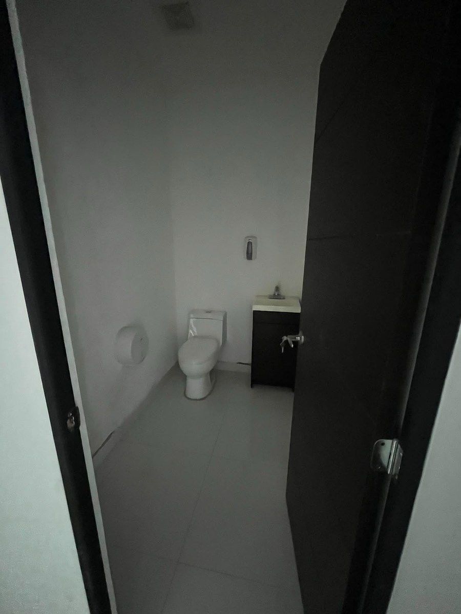 Local comercial en 15 'A', Hermosillo, foto 7 de 14