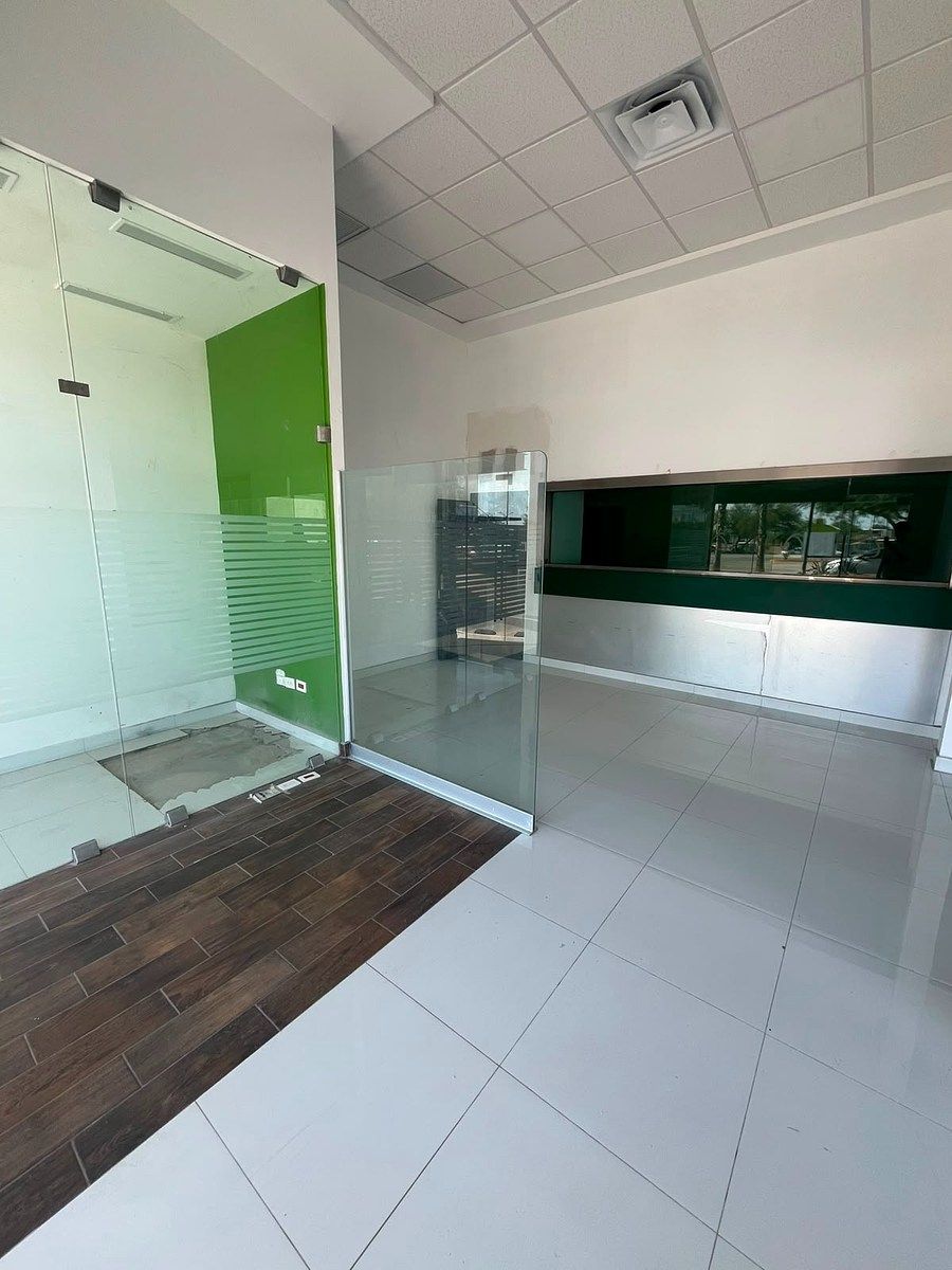 Local comercial en 15 'A', Hermosillo, foto 13 de 14