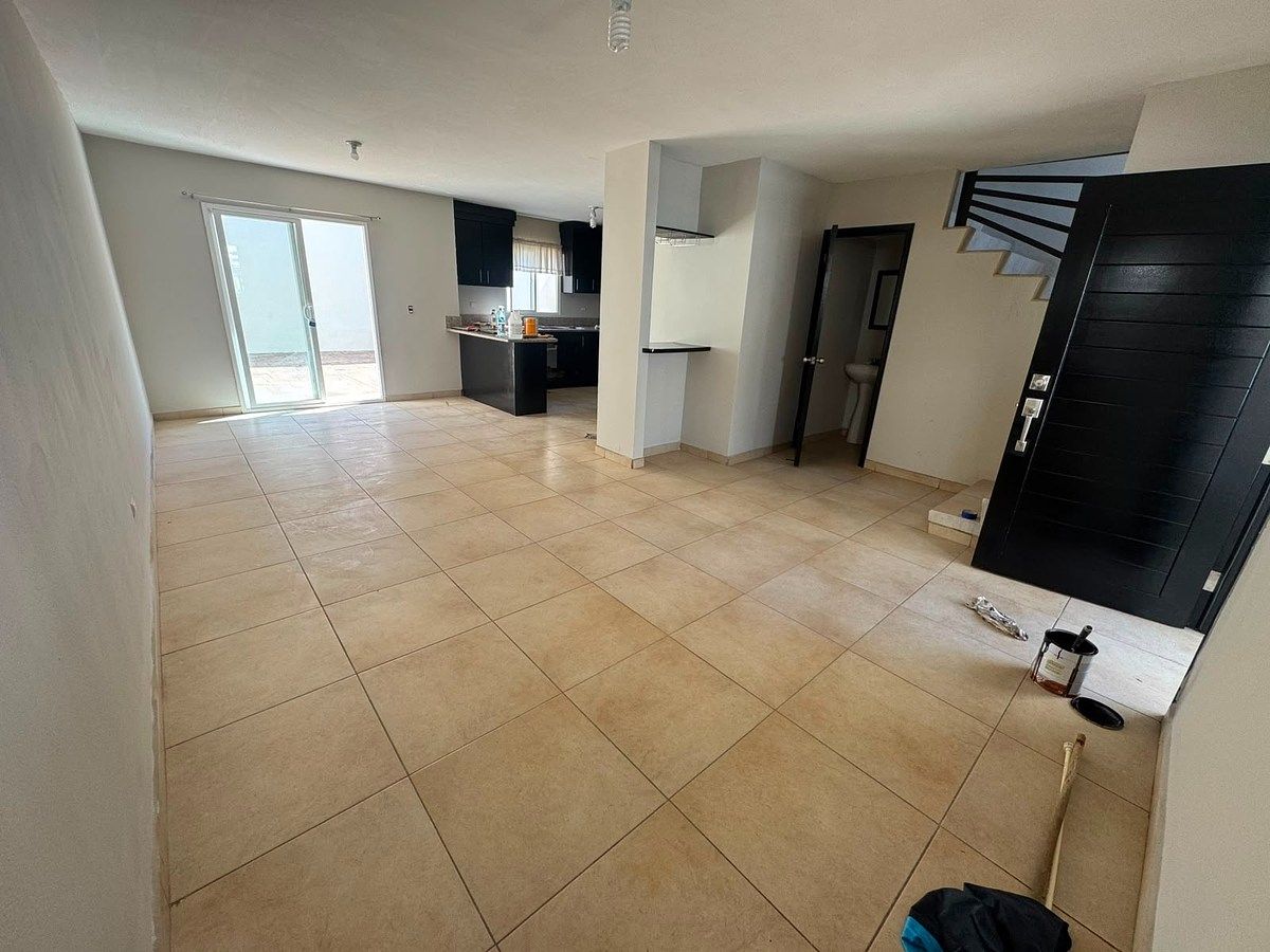 Casa em Linda Vista, Tijuana, foto 2 de 8