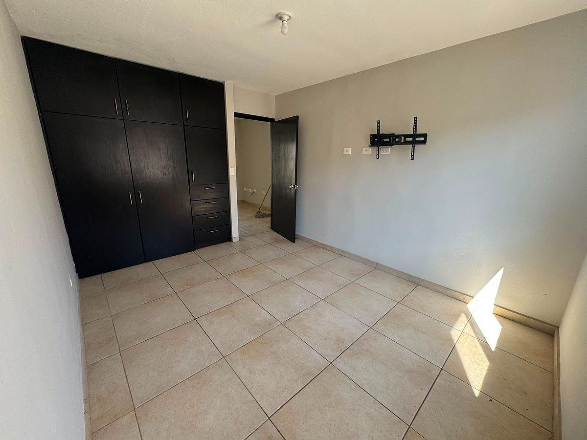 Casa em Linda Vista, Tijuana, foto 4 de 8