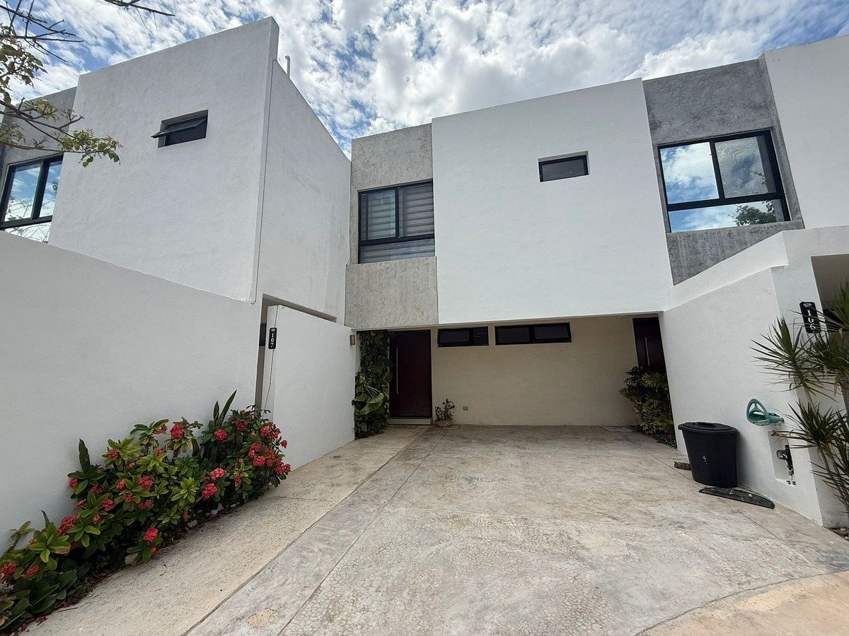CASA AMUEBLADA CON PANELES SOLARES EN VENTA EN MERIDA, YUCATAN EN PALTA 152 - foto 1