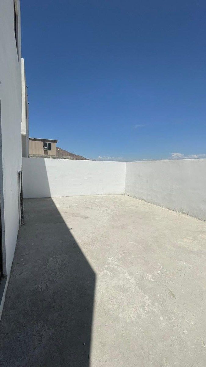 House in Colinas de la Presa, Tijuana, photo 14 of 25
