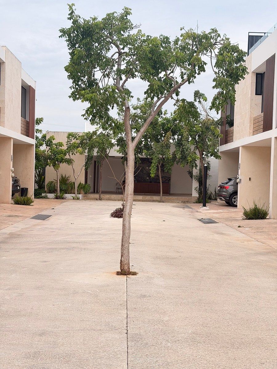 EN VENTA TOWNHOUSE EN YUKAN CHOLUL. 2 HABITACIONES, foto 1 de 25