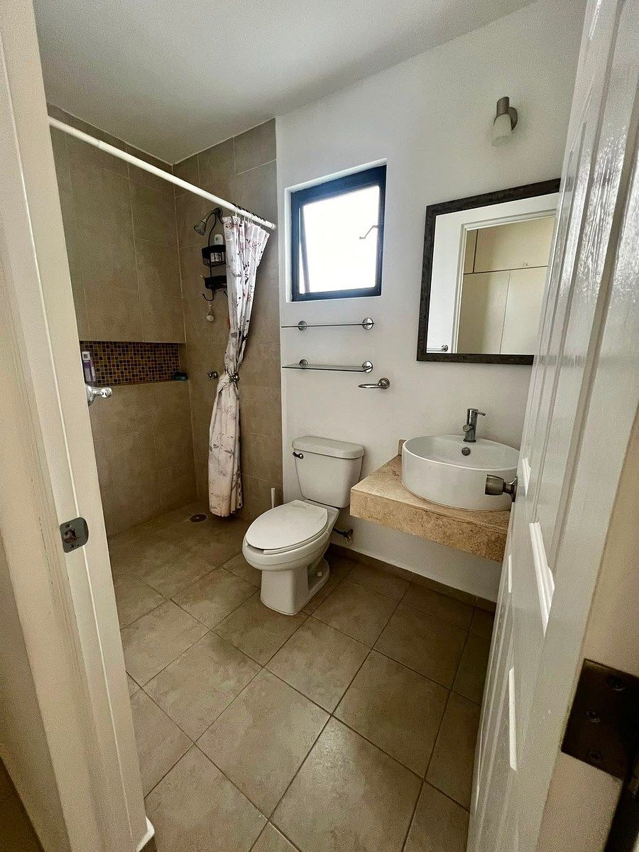 Baño recámara principal, foto 8 de 8