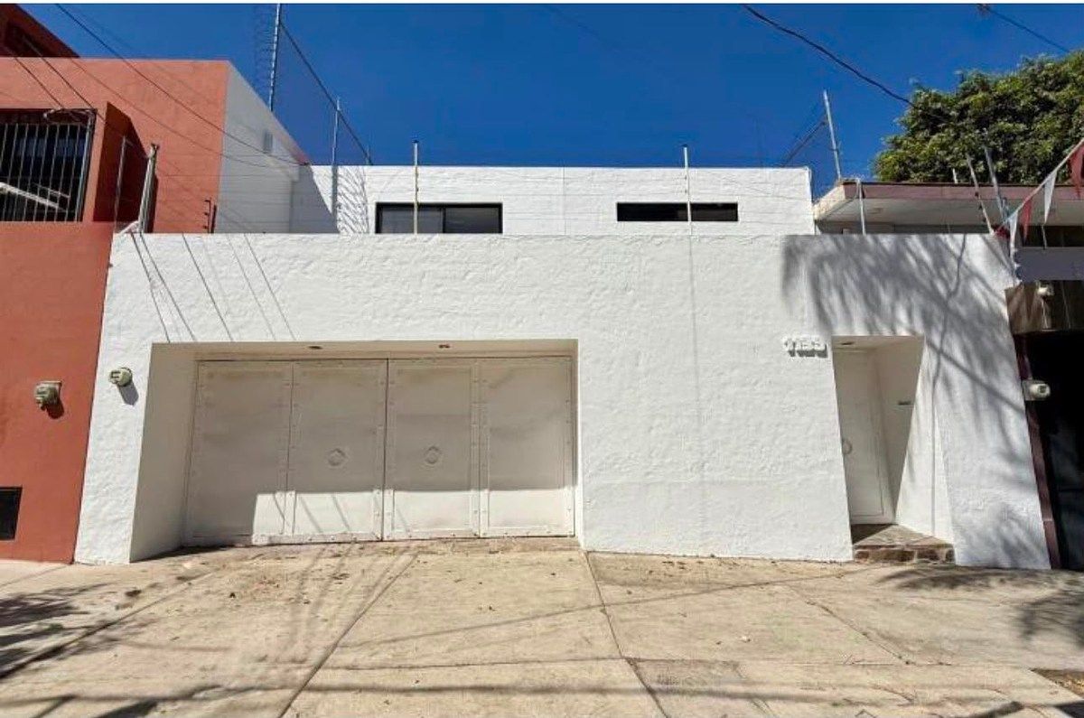 Casa en venta en Providencia, foto 1 de 18