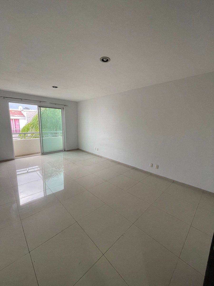 House in Gated Community in Fraccionamiento Real de Valdepeñas, Zapopan, photo 12 of 21