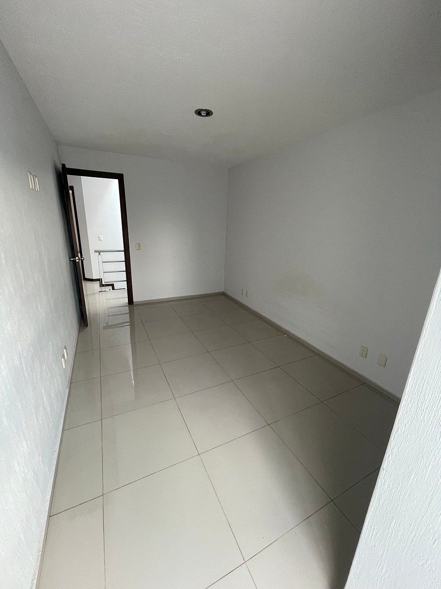 House in Gated Community in Fraccionamiento Real de Valdepeñas, Zapopan, photo 20 of 21