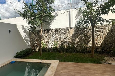Townhouse inteligente com painéis solares