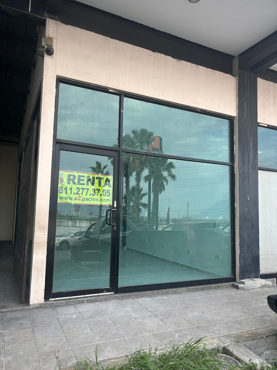 Local en centro comercial en Burócratas del Estado, Monterrey, foto 6 de 8