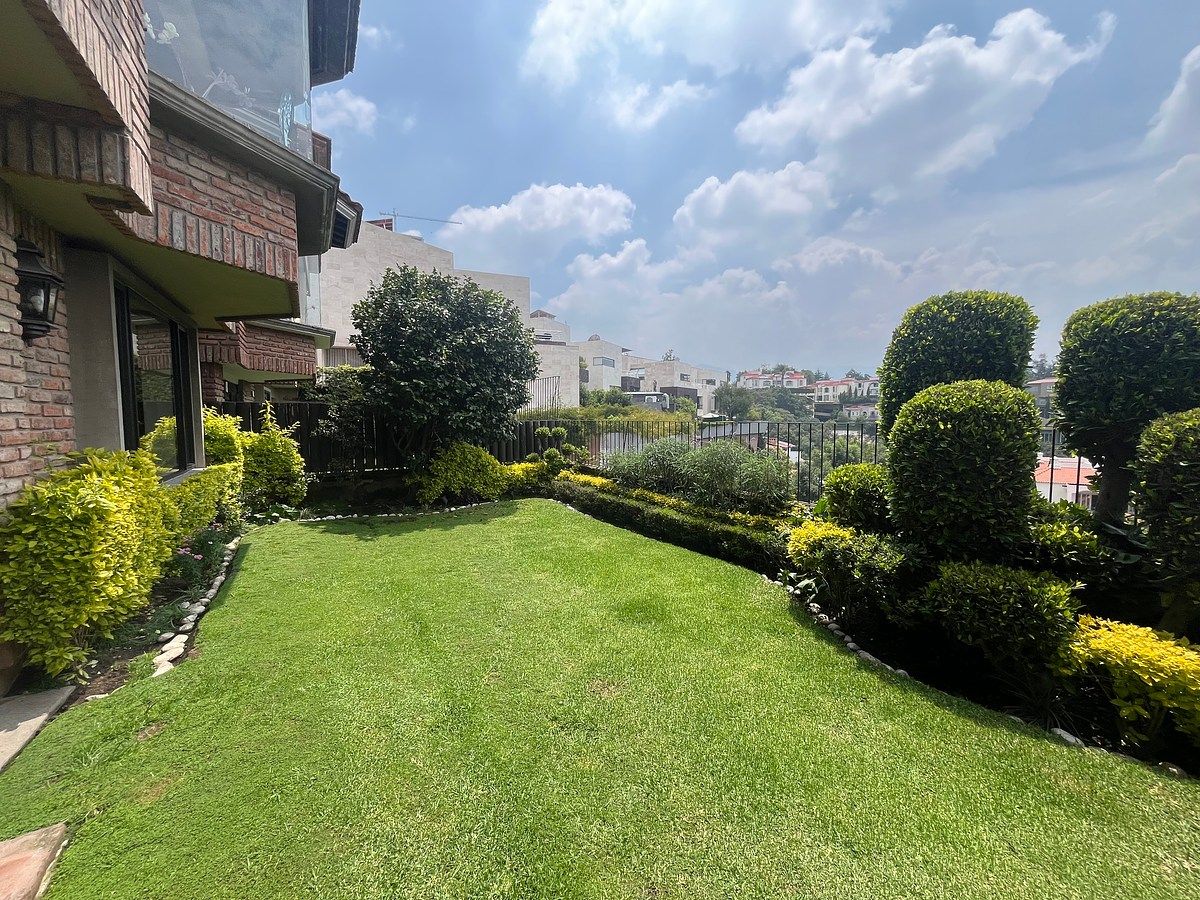 Casa en condominio en Lomas Country Club, Huixquilucan, foto 2 de 50
