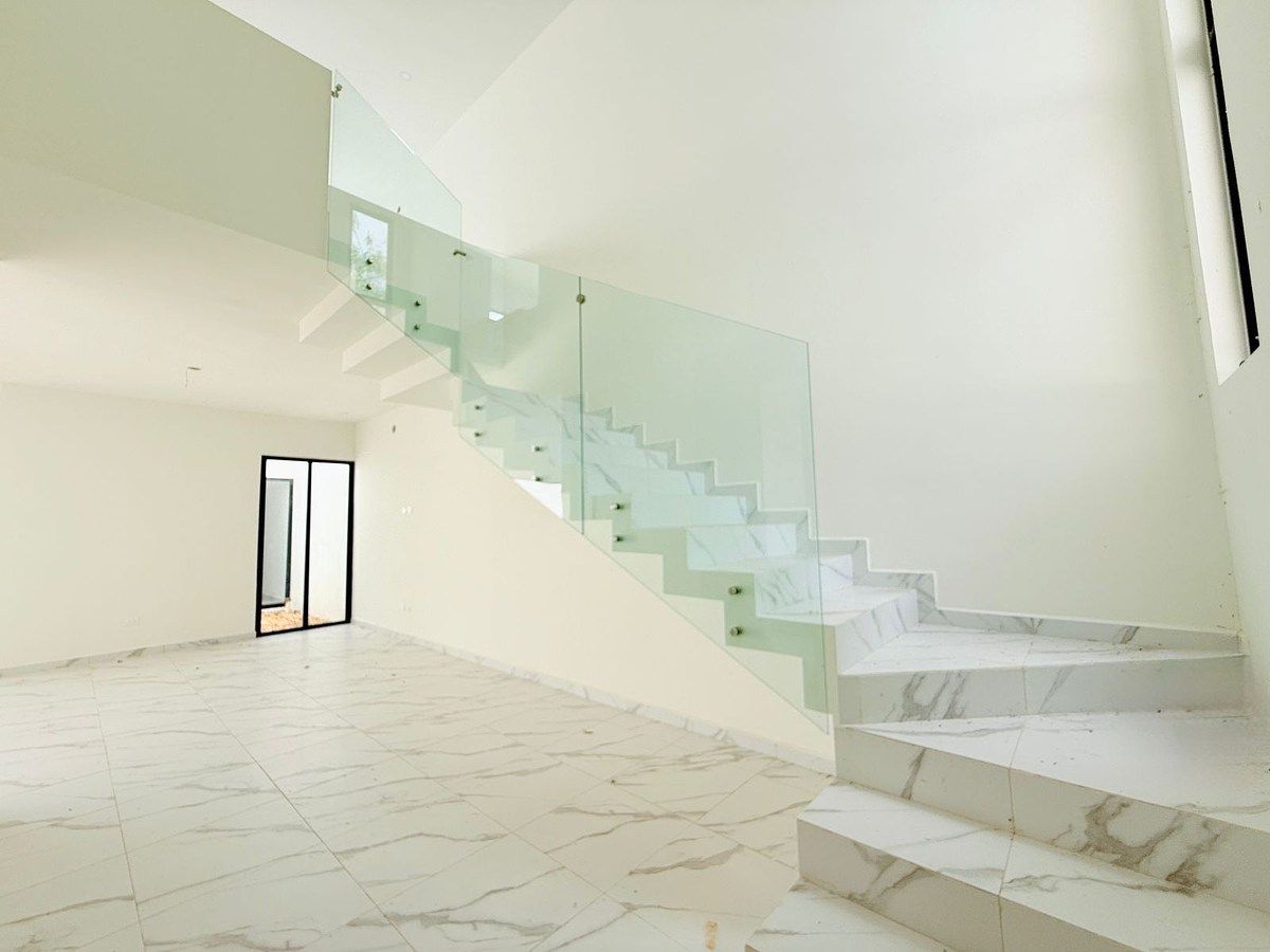 CASA EN VENTA EN PRIVADA RESIDENCIAL EN PANELES SOLARES - foto 2