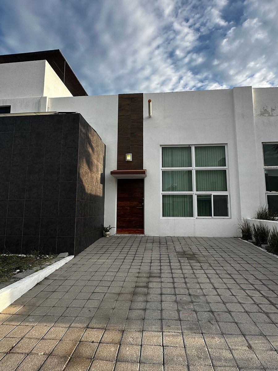 Casa de 1 piso, foto 1 de 13