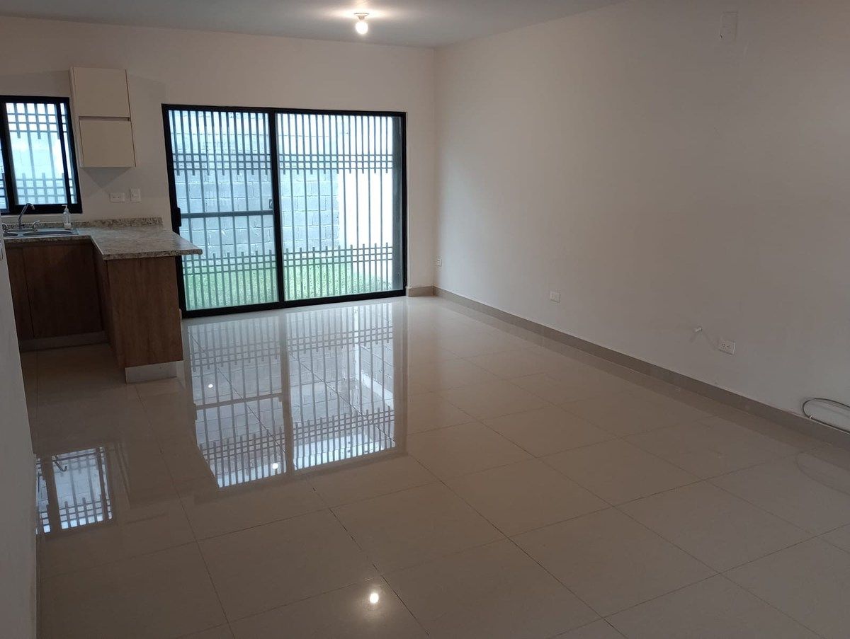 Casa en Cumbres Provenza, García, foto 6 de 9