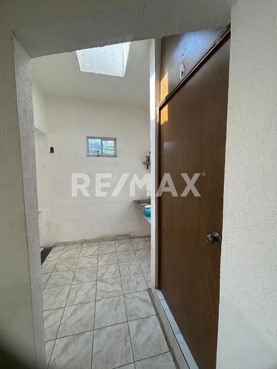 Lote comercial em Jardines de La Hacienda, Querétaro, foto 4 de 13