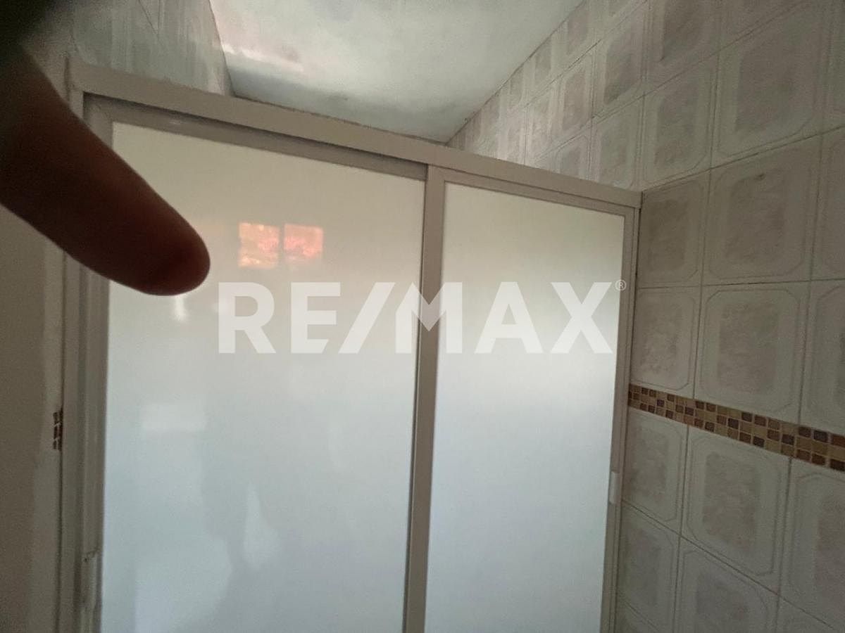 Lote comercial em Jardines de La Hacienda, Querétaro, foto 8 de 13